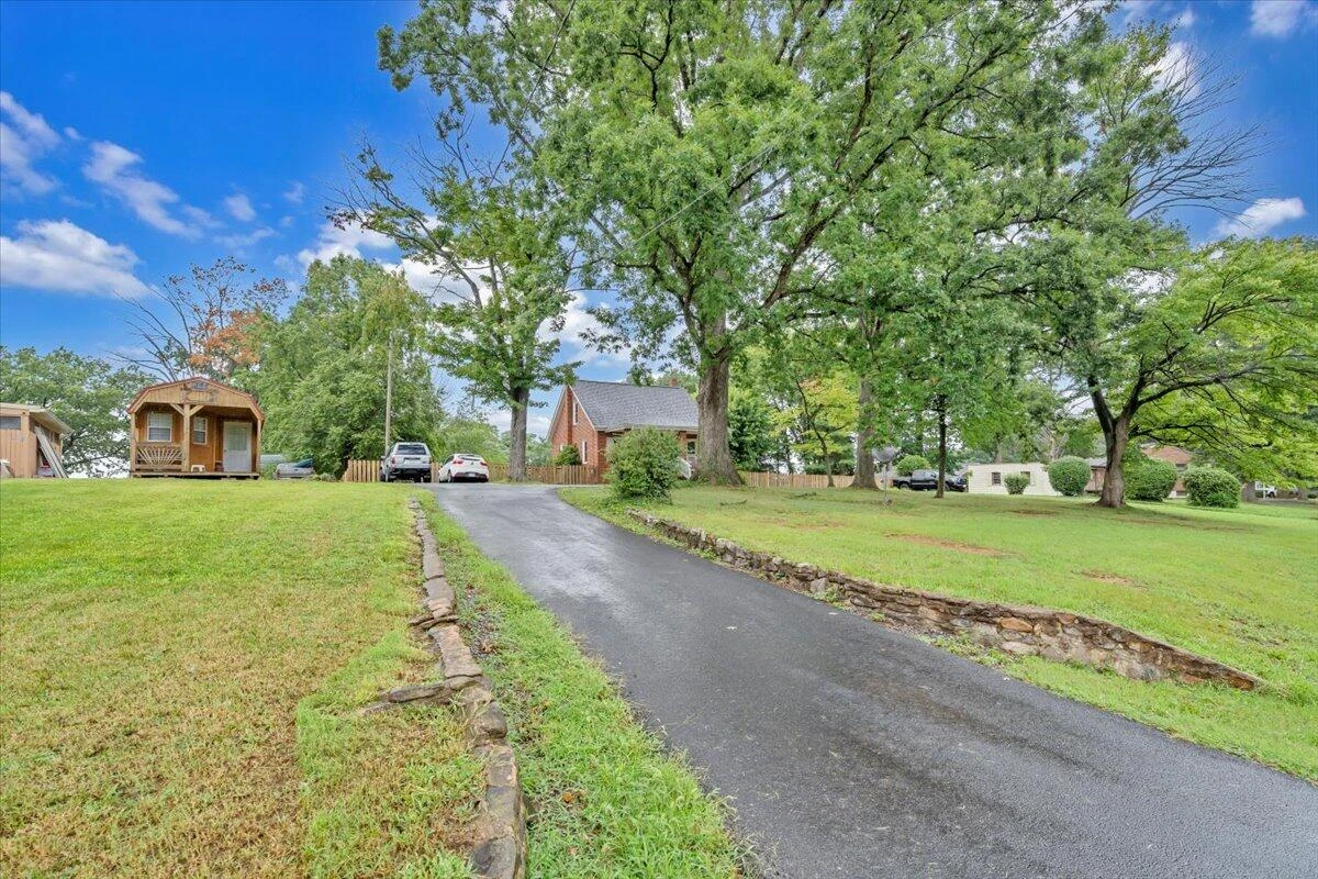 4917 Autumn LN - Photo 37