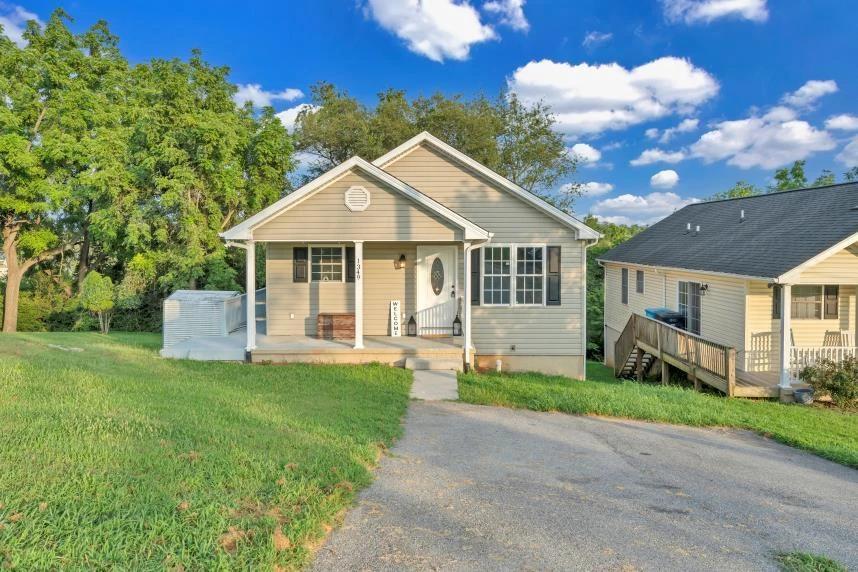 1349 Archbold AVE - Photo 3