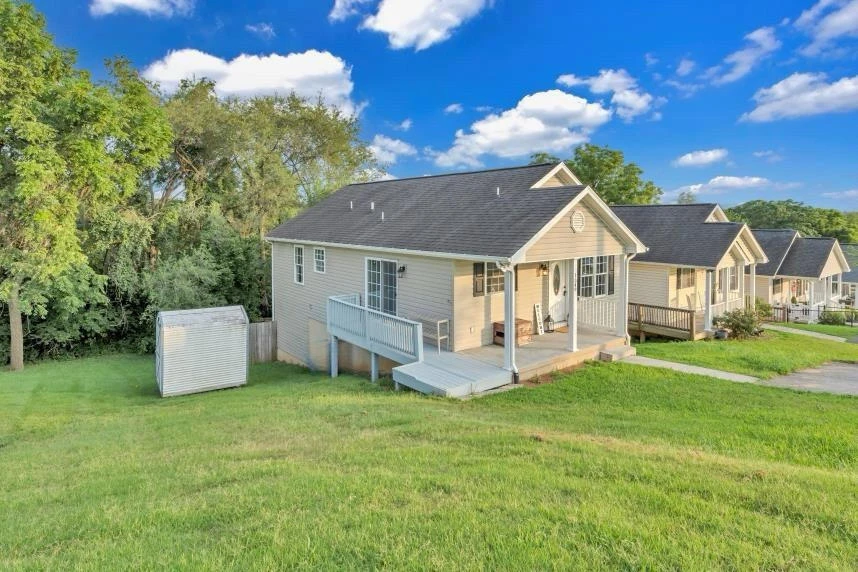 1349 Archbold AVE - Photo 35