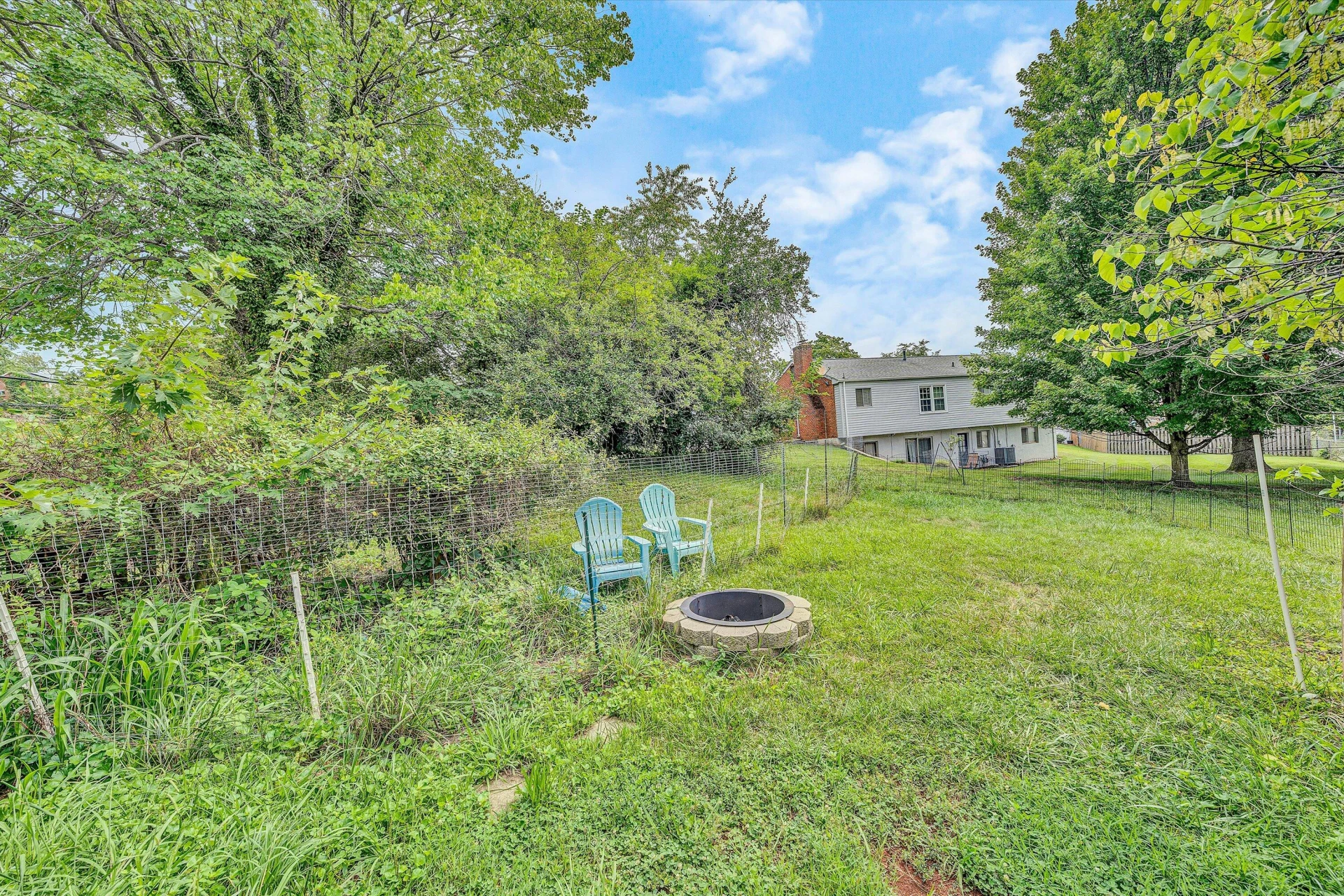 3920 Kentland DR - Photo 28