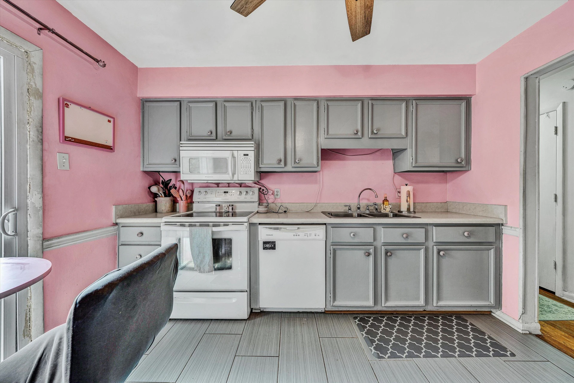 3920 Kentland DR - Photo 11
