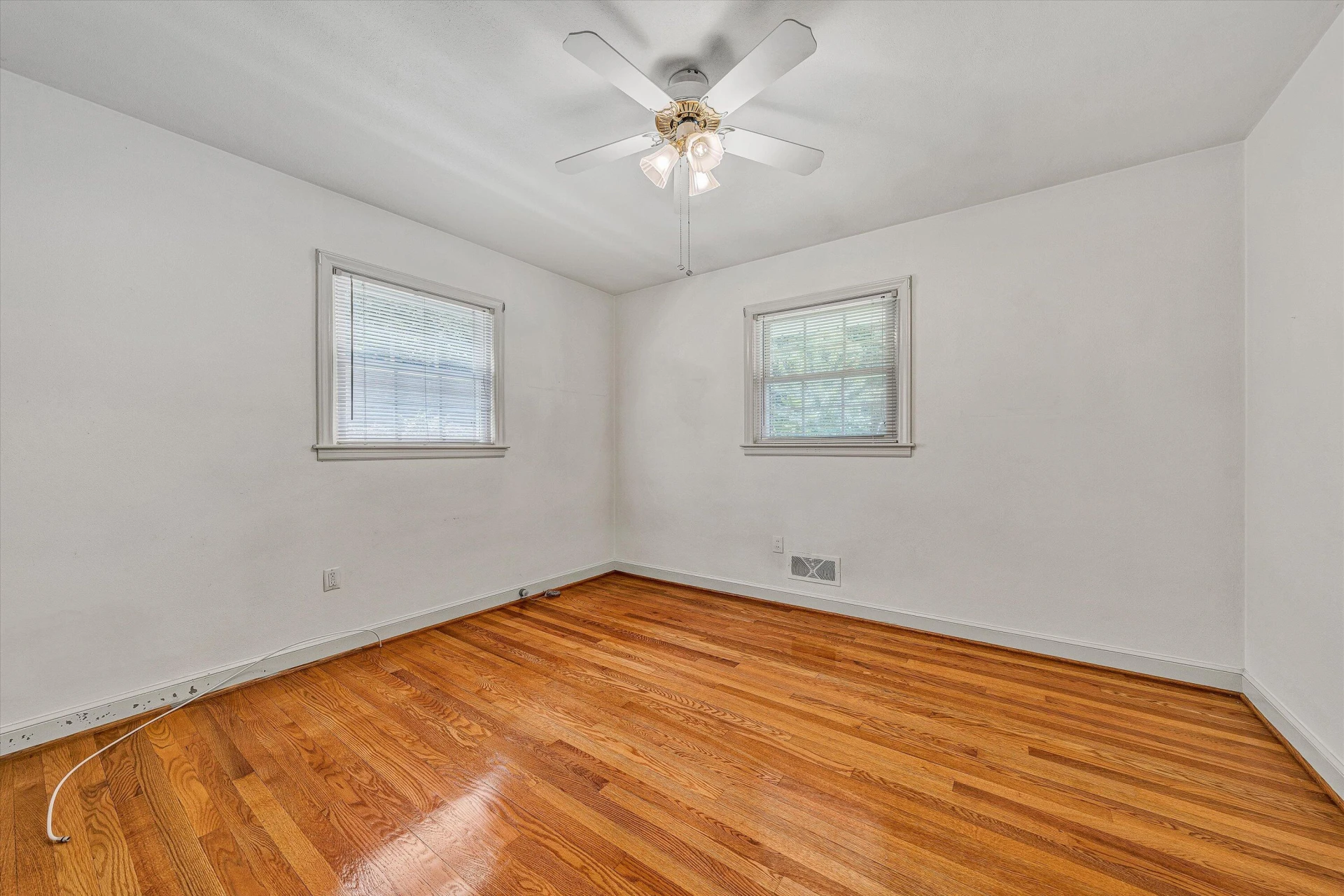 4725 Tree Top Camp RD - Photo 14