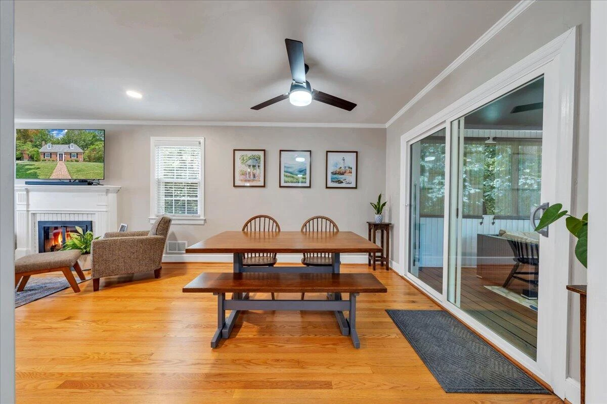 2927 Oak Crest AVE - Photo 12
