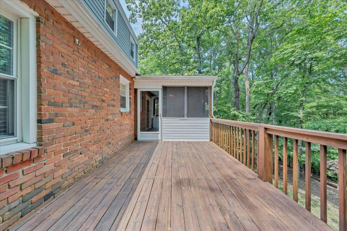 2927 Oak Crest AVE - Photo 13