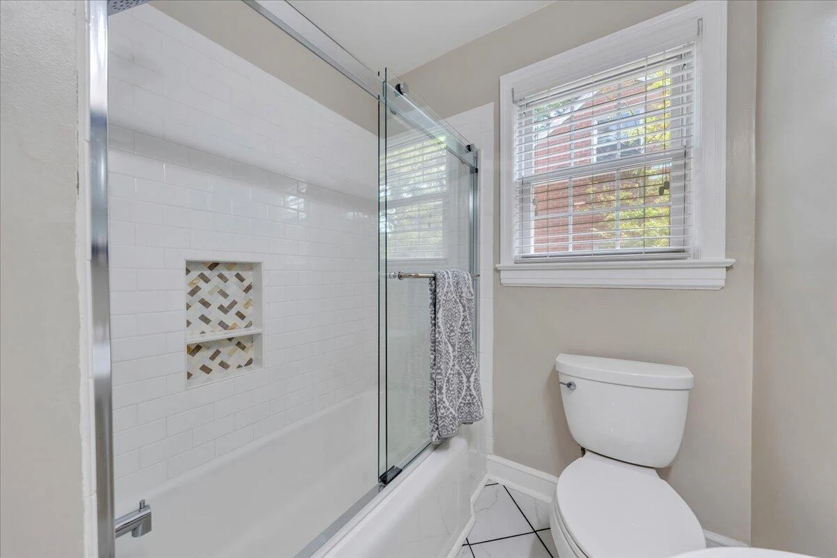 2927 Oak Crest AVE - Photo 16