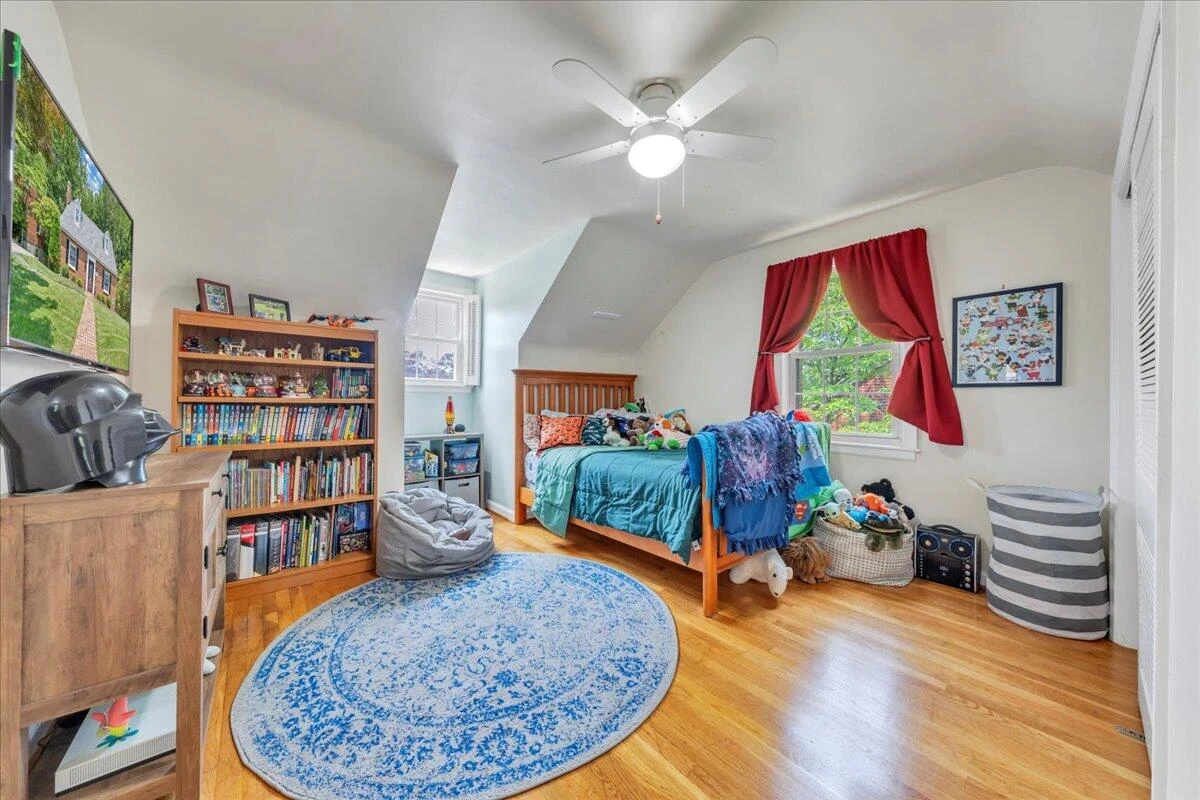 2927 Oak Crest AVE - Photo 20