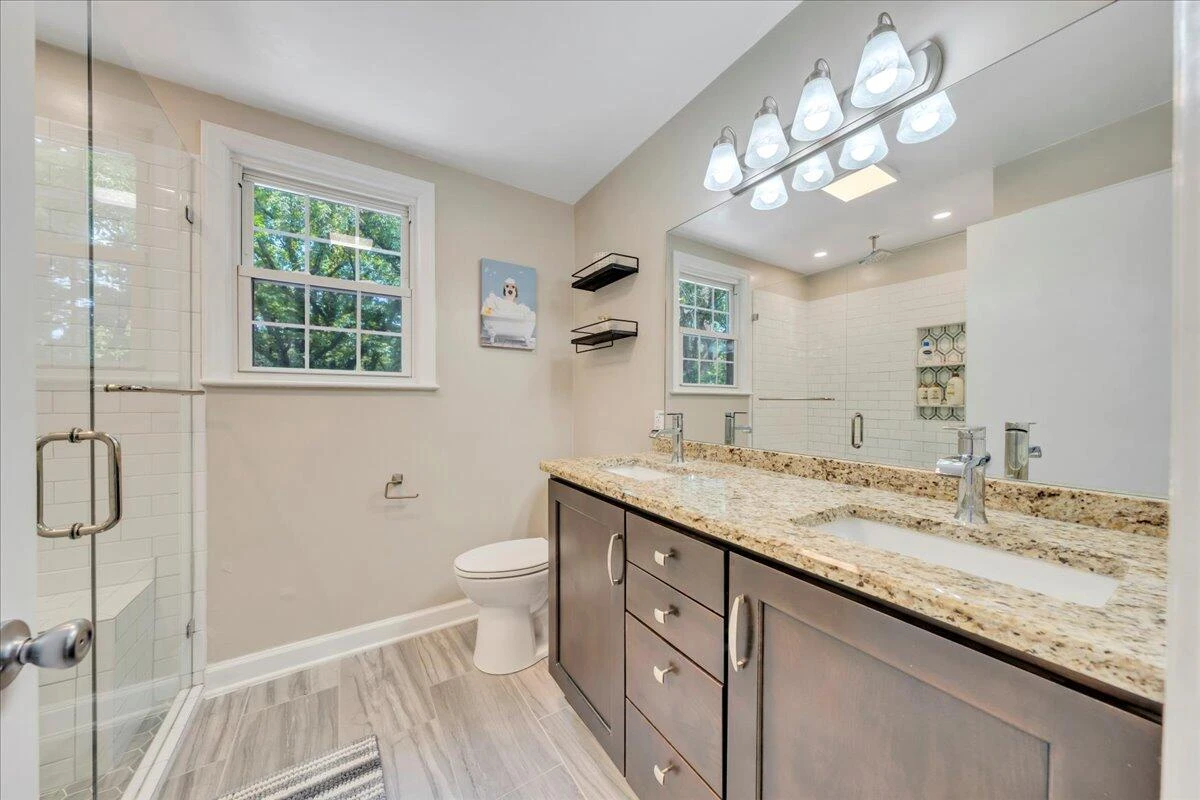 2927 Oak Crest AVE - Photo 23