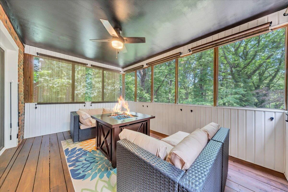 2927 Oak Crest AVE - Photo 40