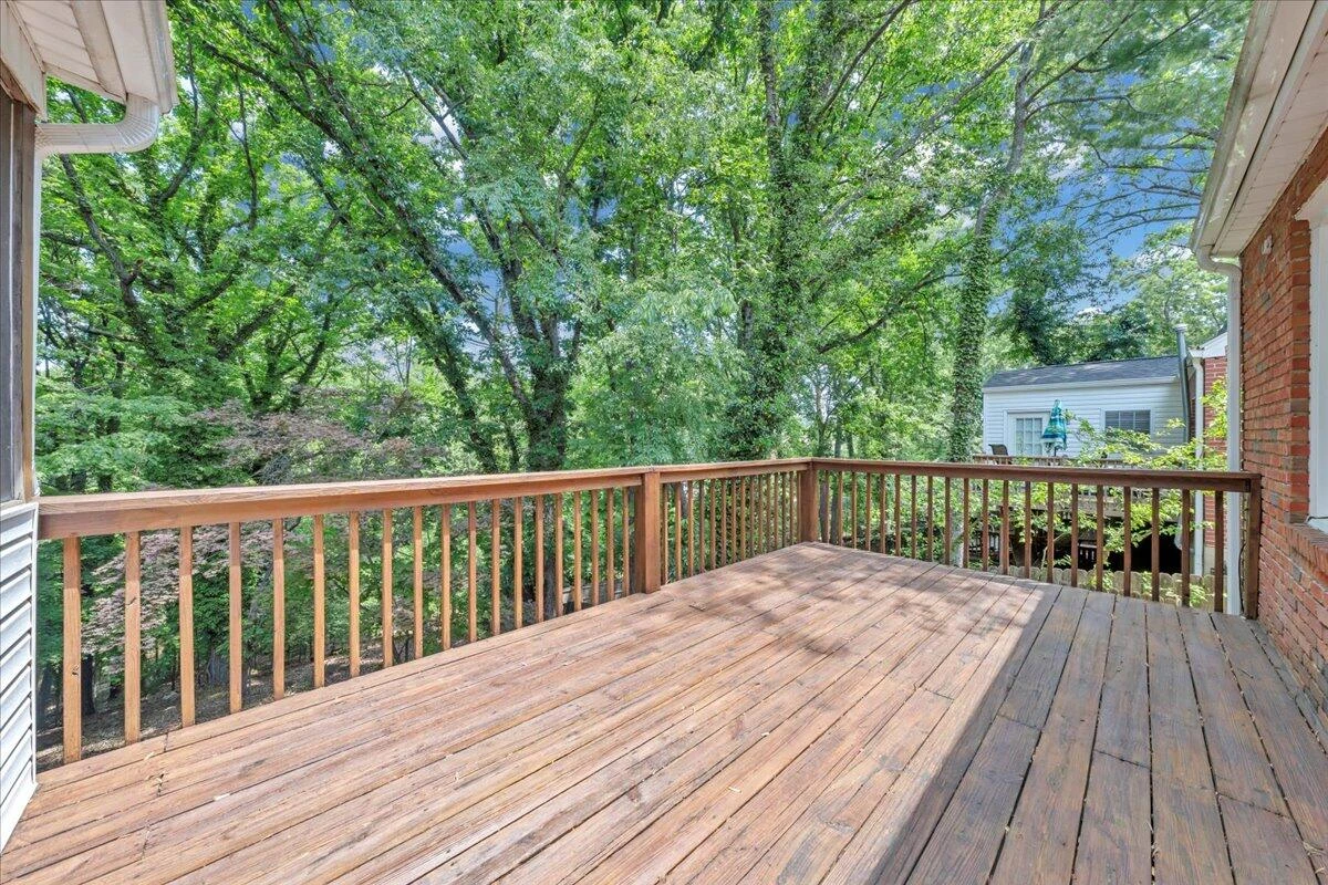 2927 Oak Crest AVE - Photo 41