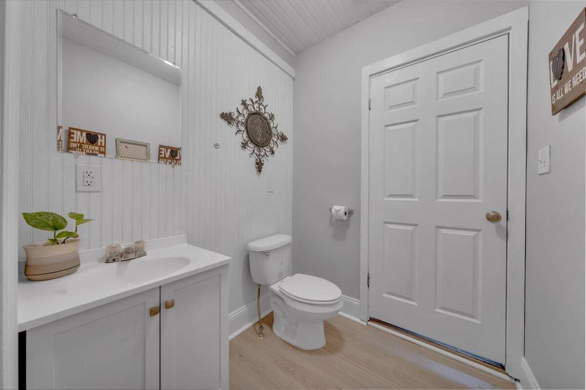 1349 Rose  AVE - Photo 19