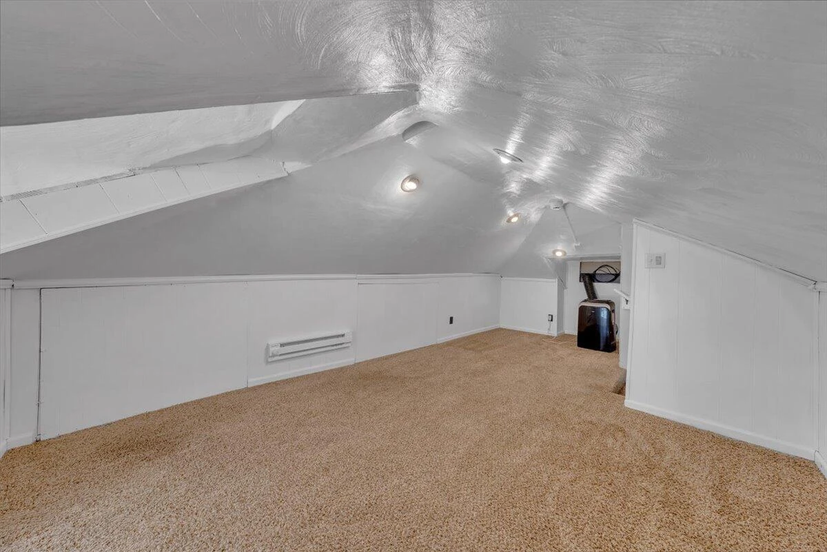 1349 Rose  AVE - Photo 23