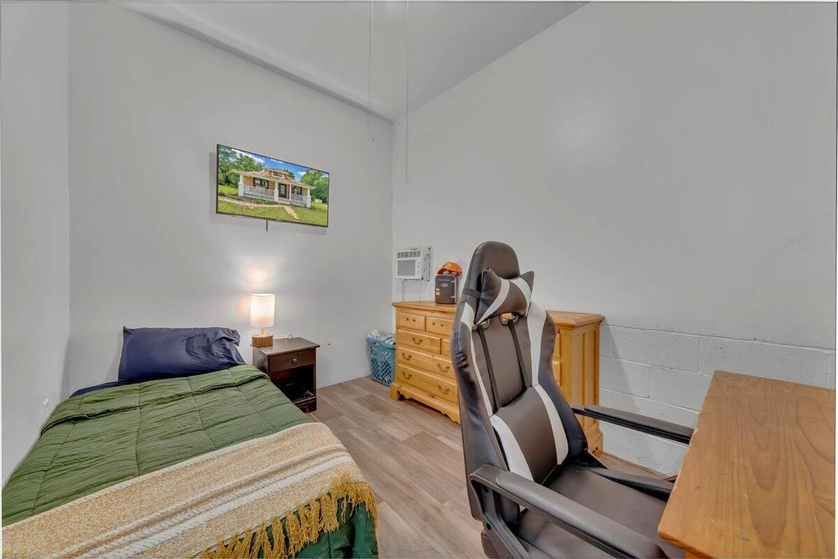 1349 Rose  AVE - Photo 24