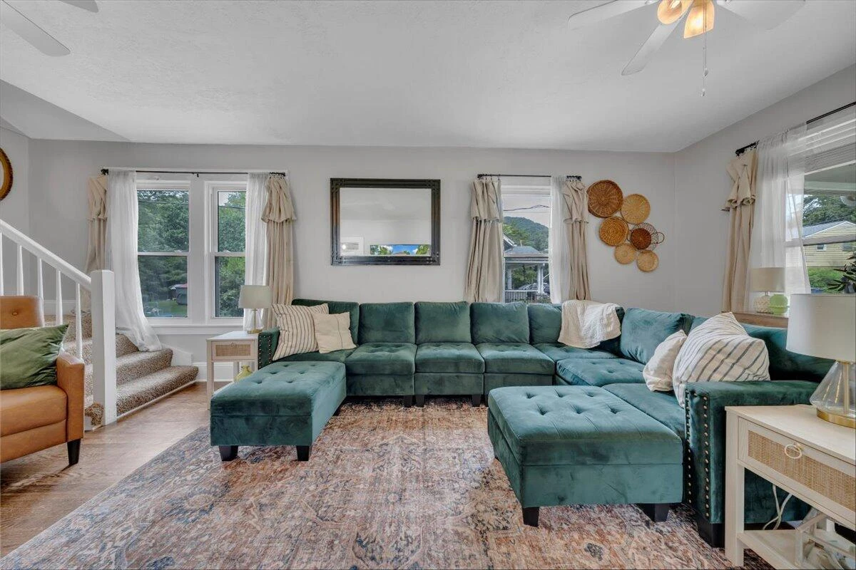 1349 Rose  AVE - Photo 7