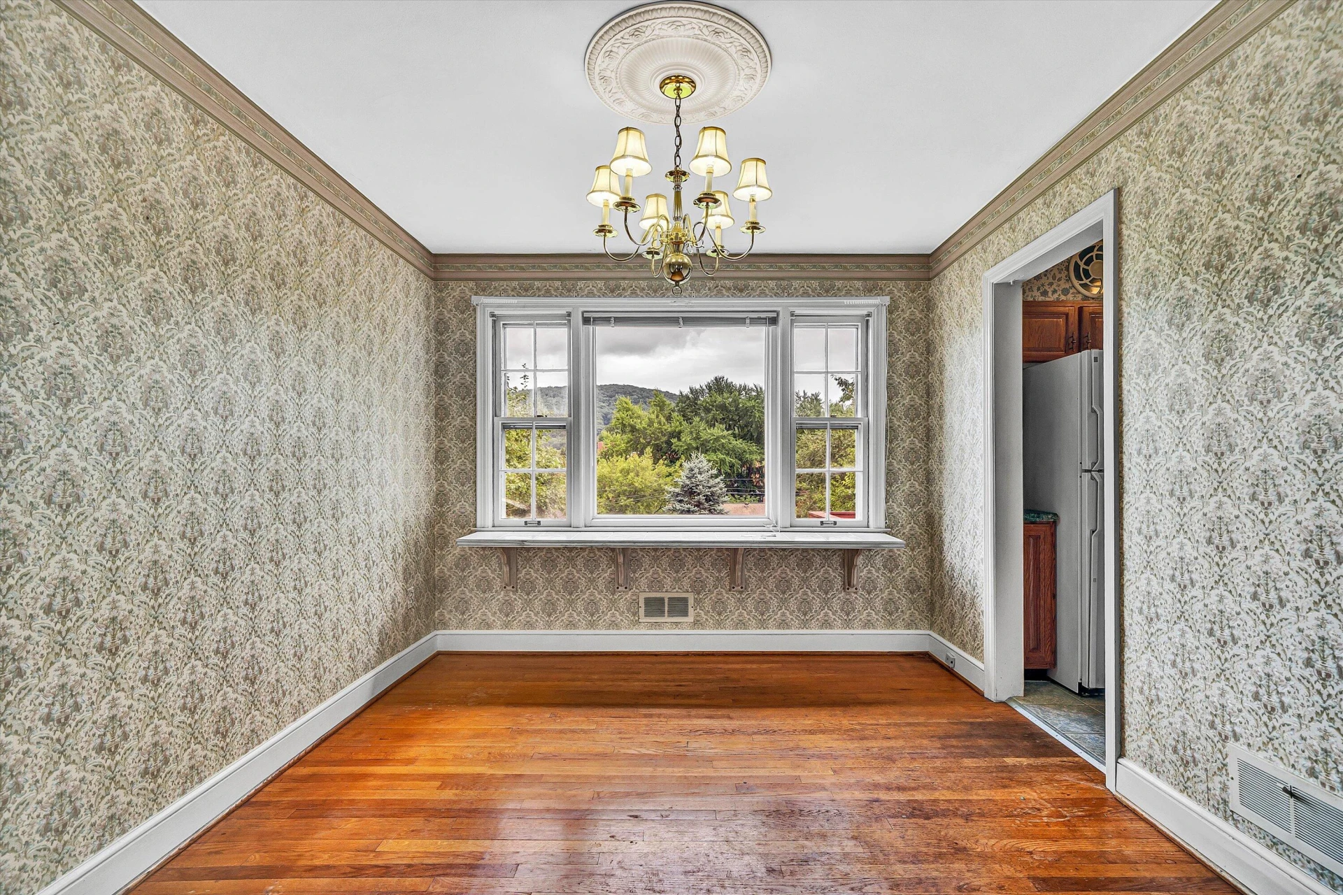 2622 Wycliffe AVE - Photo 12