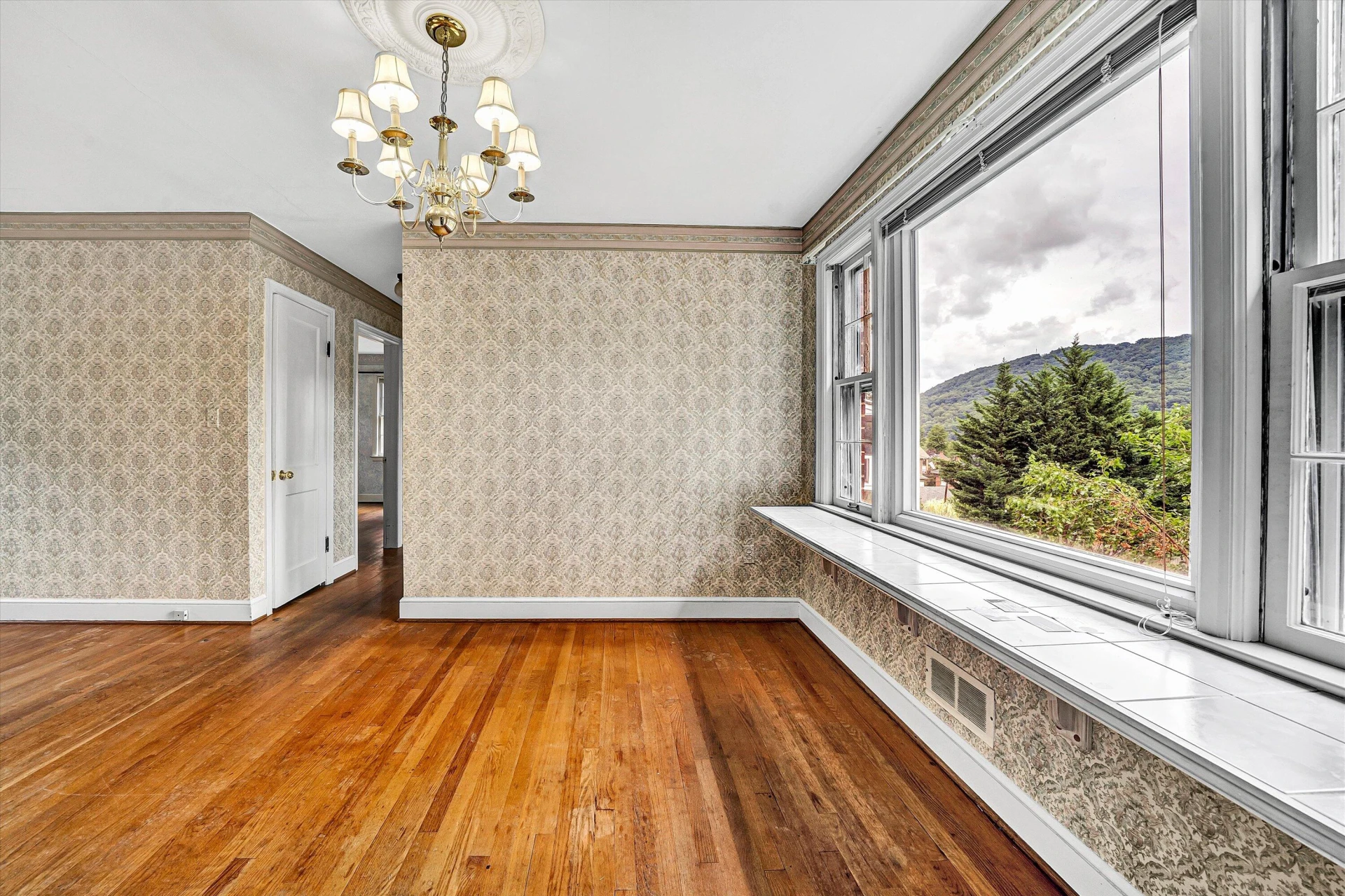2622 Wycliffe AVE - Photo 13