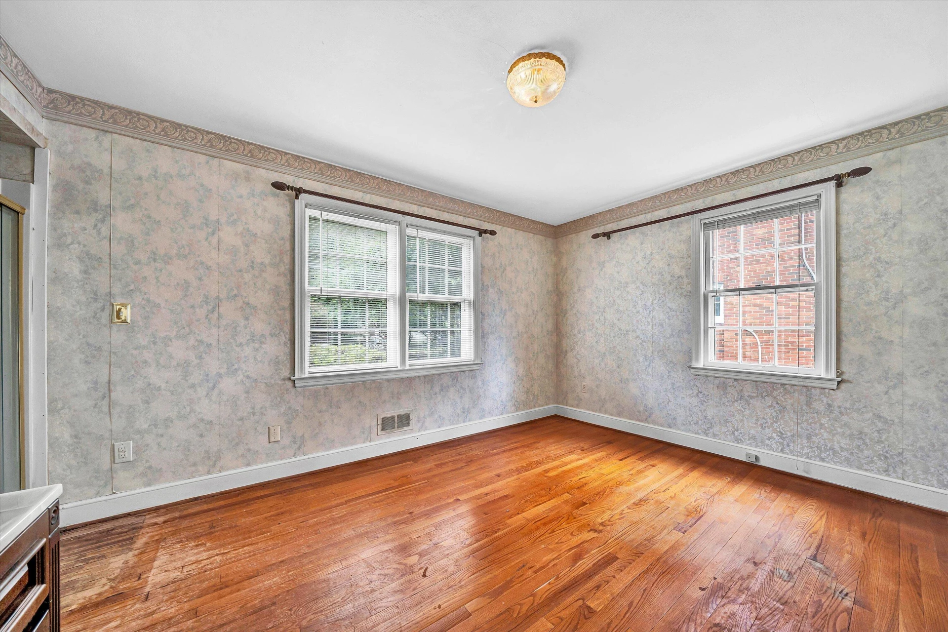 2622 Wycliffe AVE - Photo 21