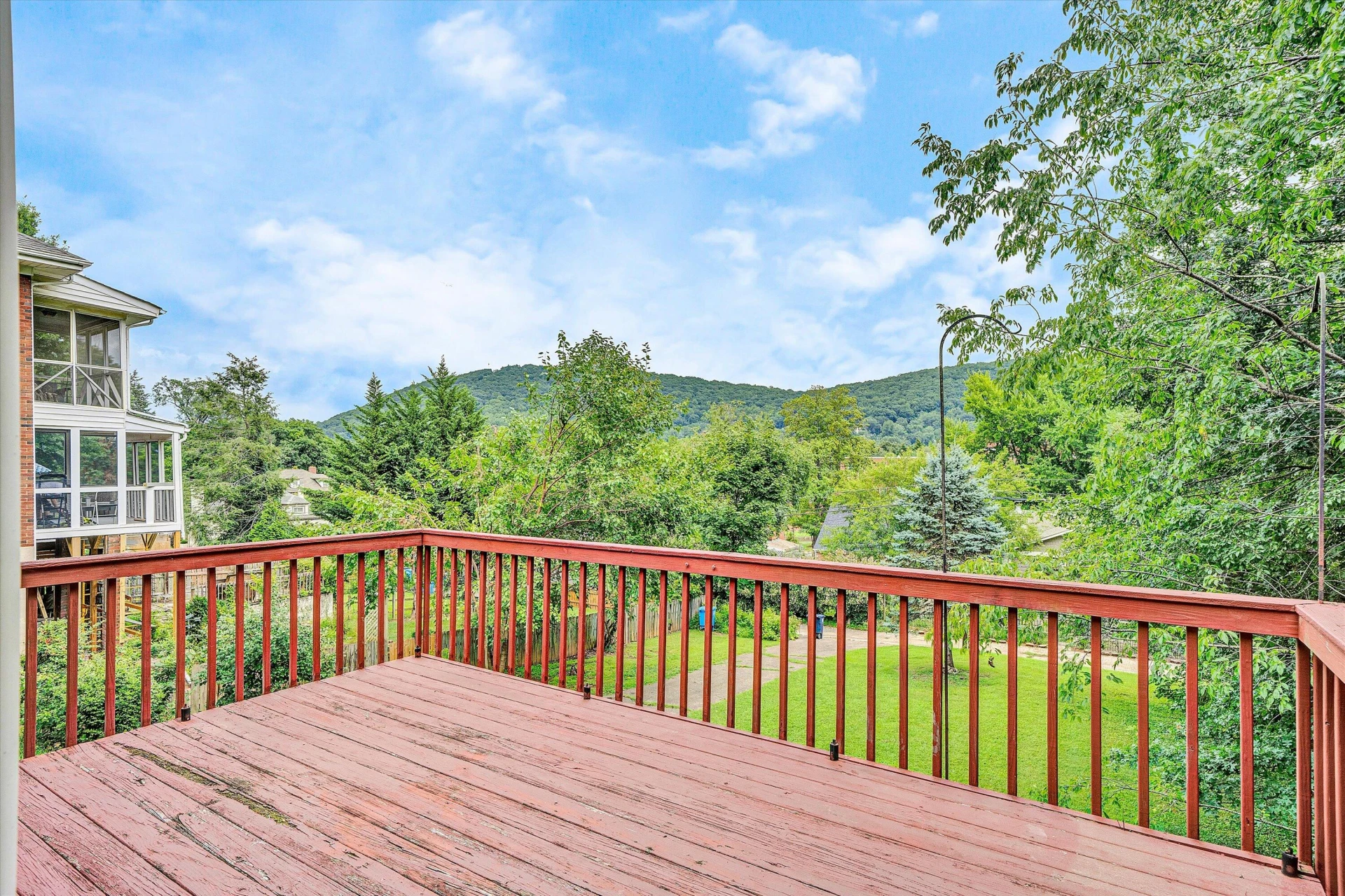 2622 Wycliffe AVE - Photo 7