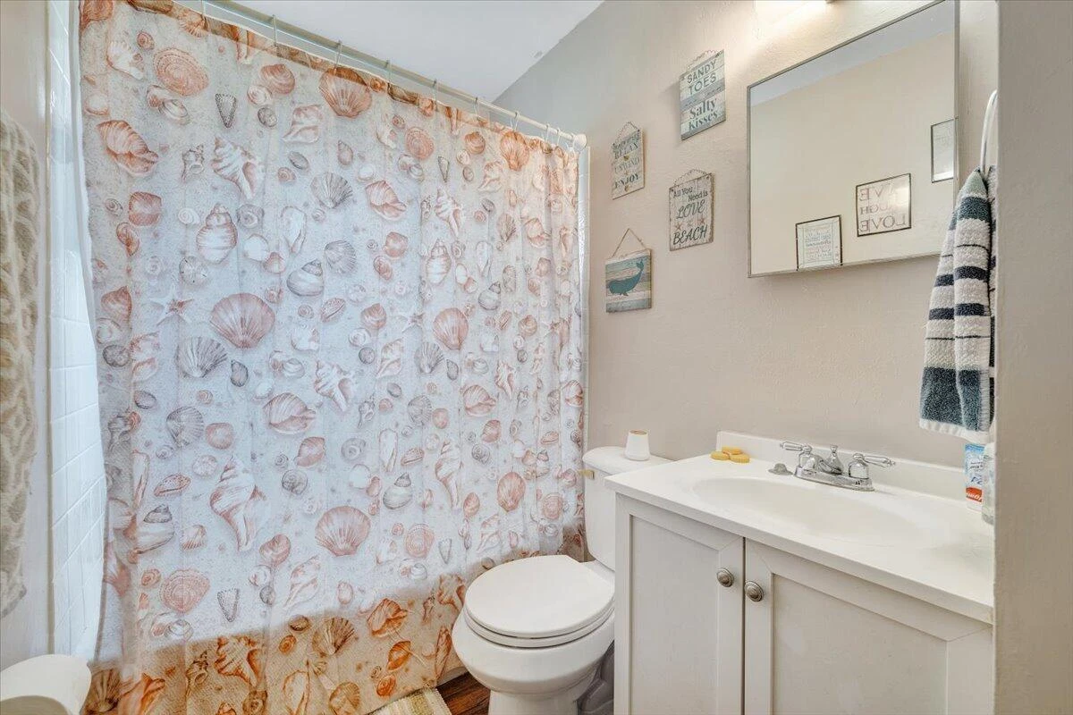 3926 Maine AVE - Photo 12