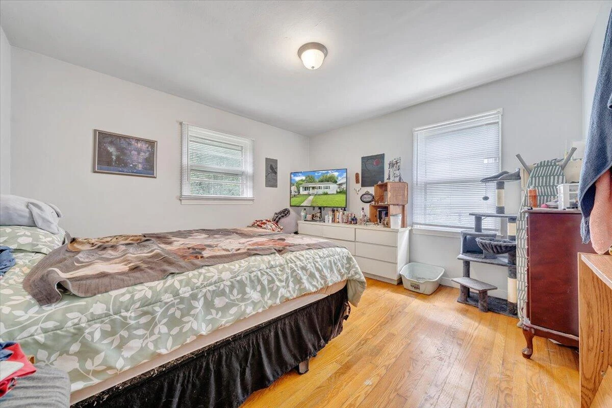 3926 Maine AVE - Photo 13