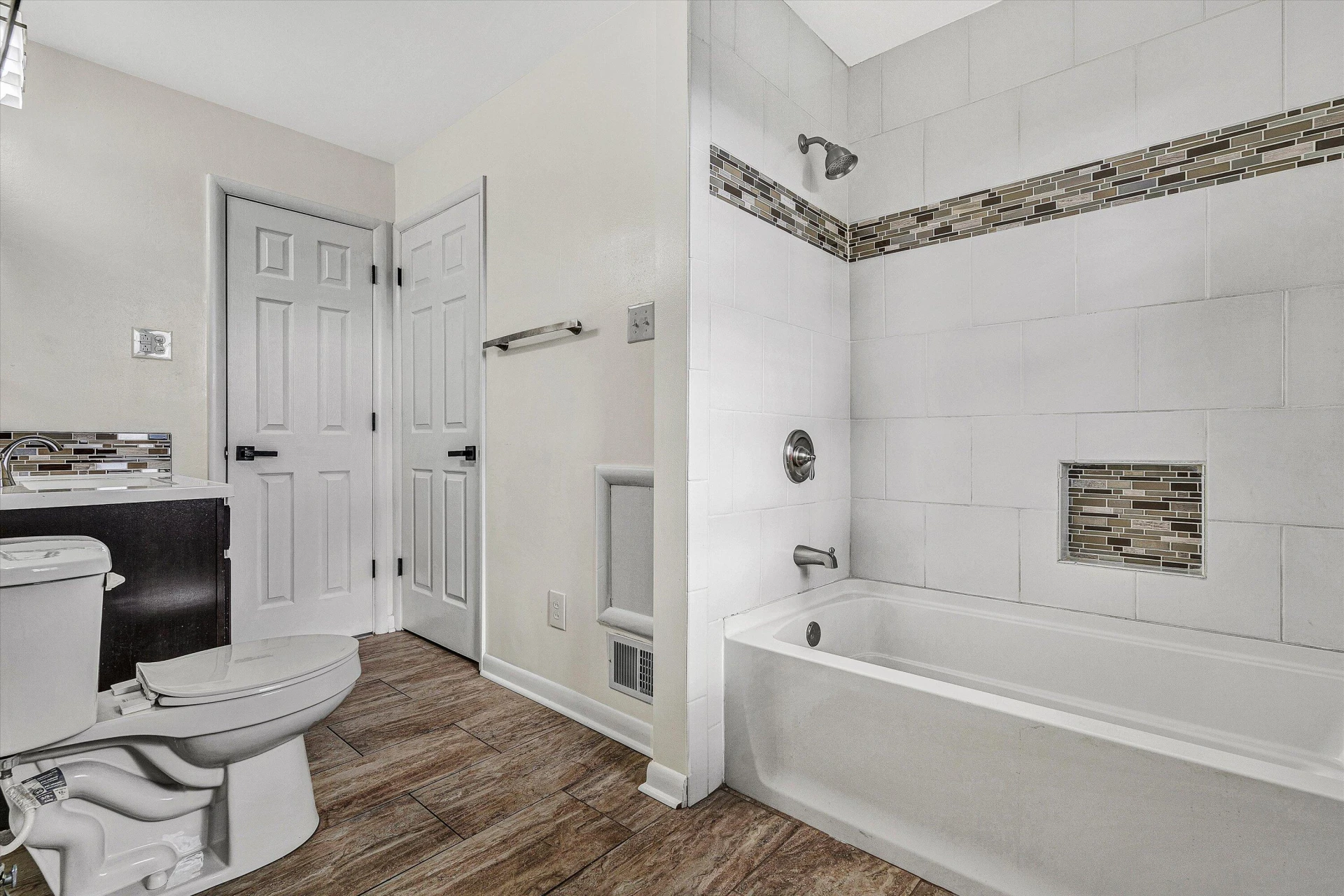 2501 MAYCREST ST - Photo 13