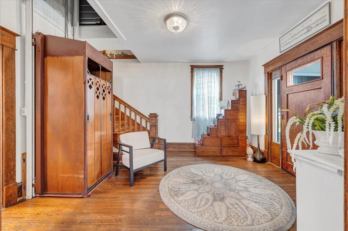 1924 Belleville RD - Photo 5