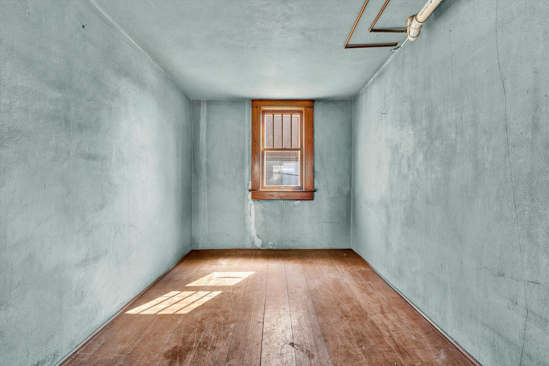 706 Montrose AVE - Photo 24