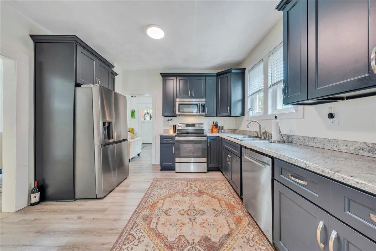 1714 Kenwood BLVD - Photo 14