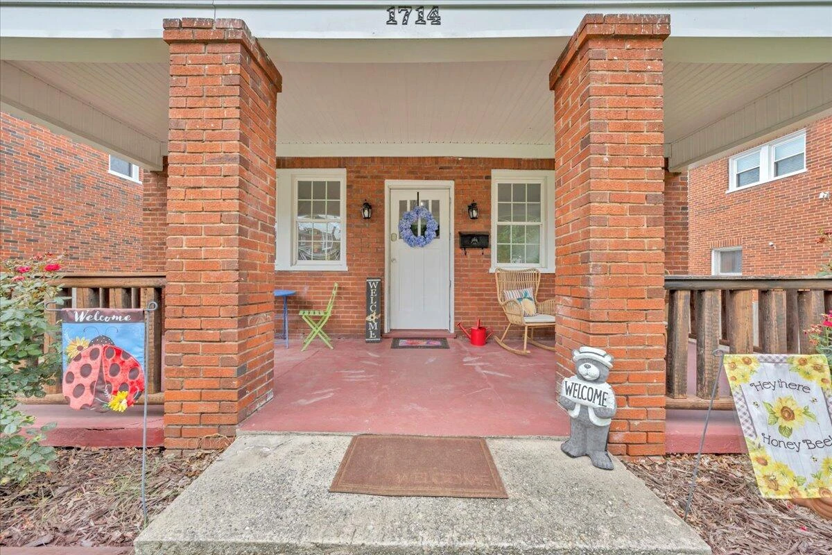 1714 Kenwood BLVD - Photo 2