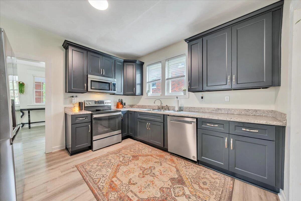 1714 Kenwood BLVD - Photo 7