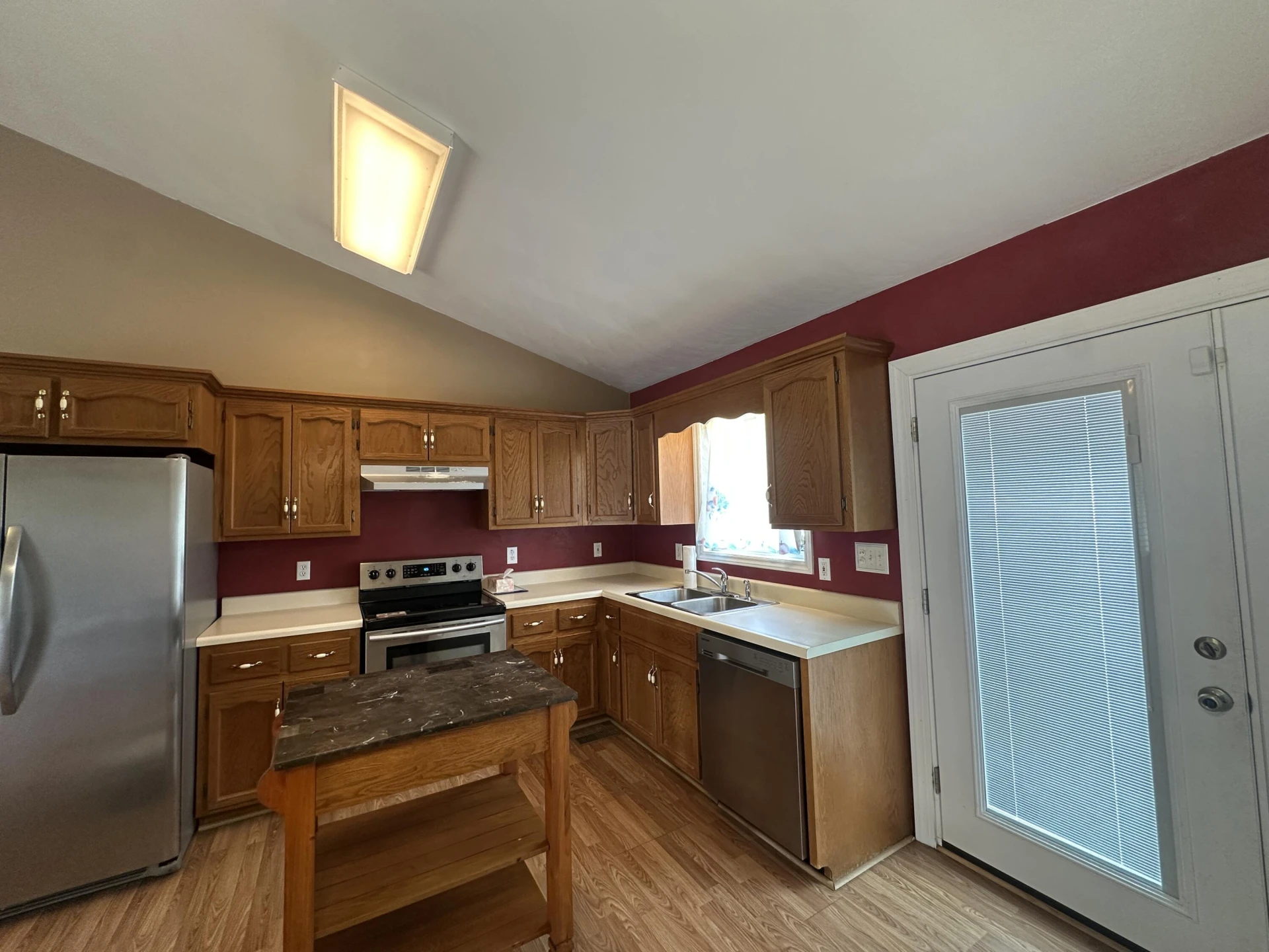 1621 24th ST - Photo 4