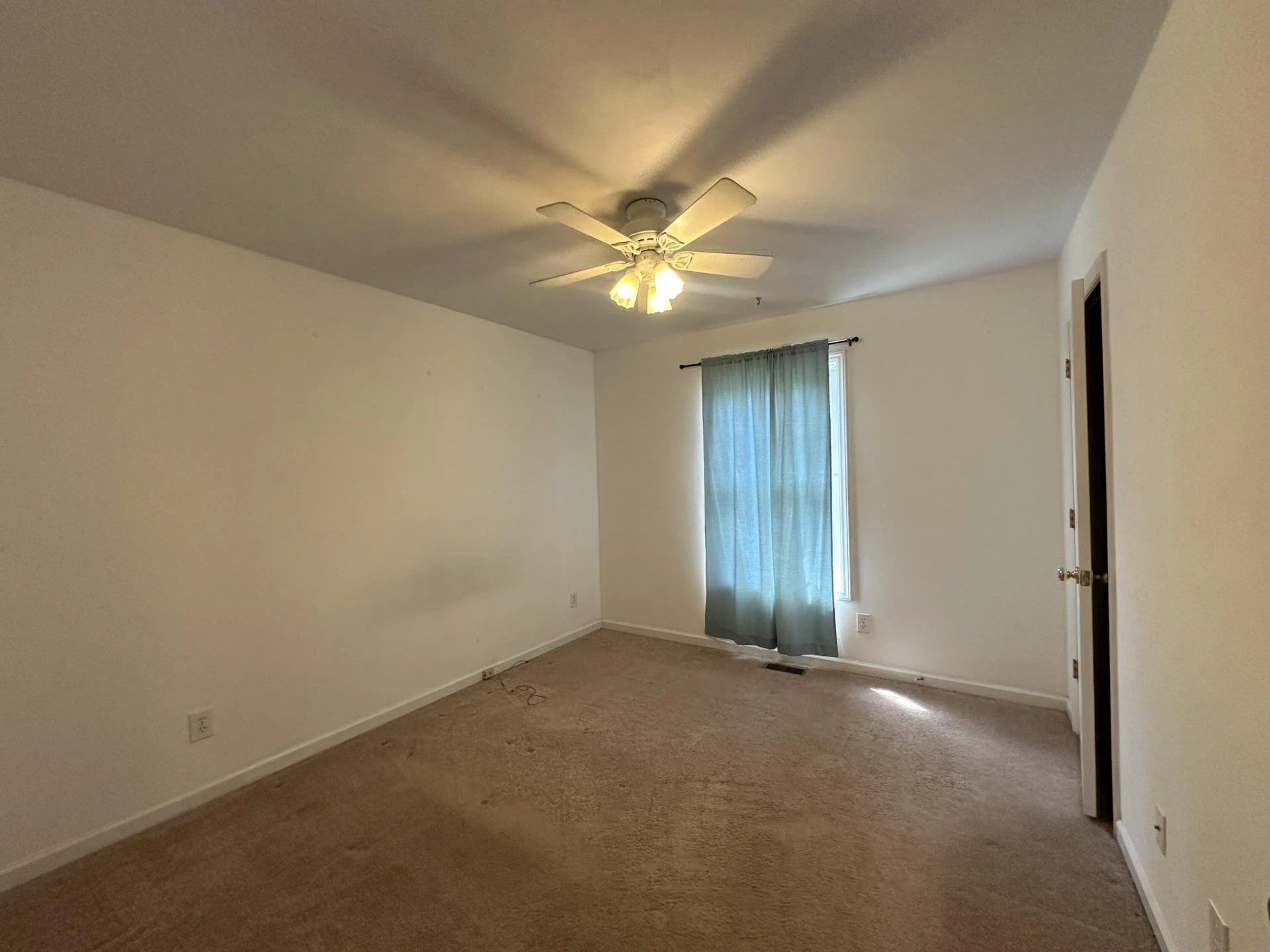 1621 24th ST - Photo 9
