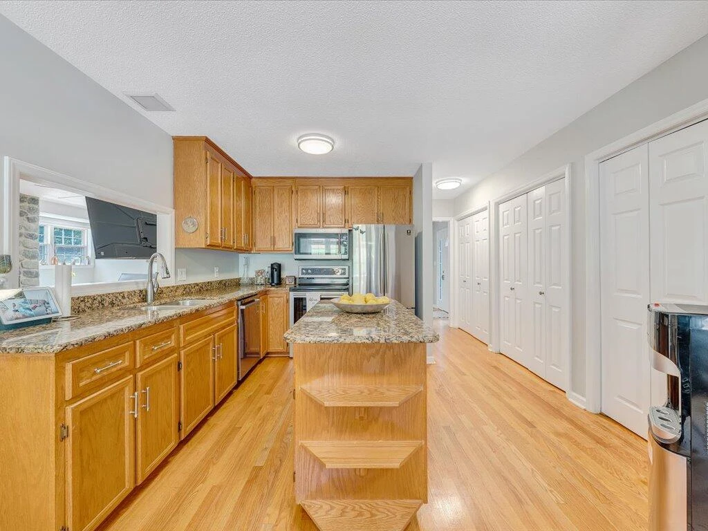 179 Homestead CT - Photo 10