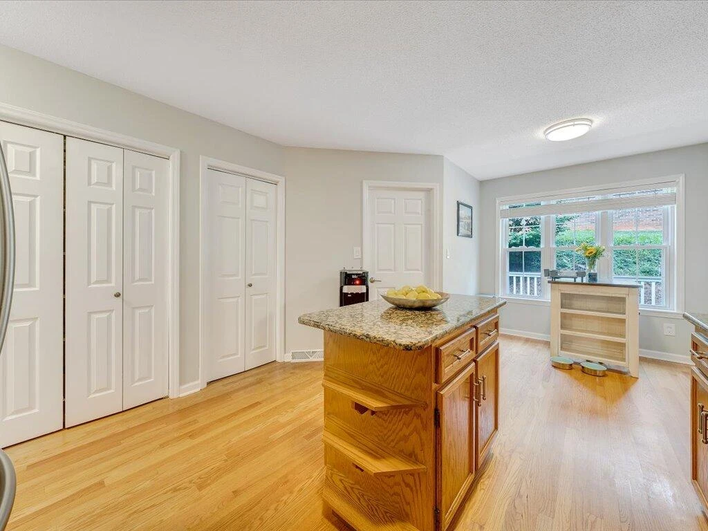 179 Homestead CT - Photo 13