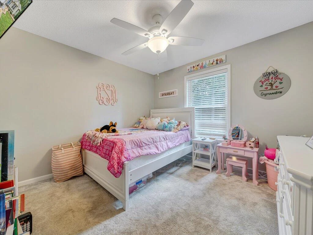 179 Homestead CT - Photo 17