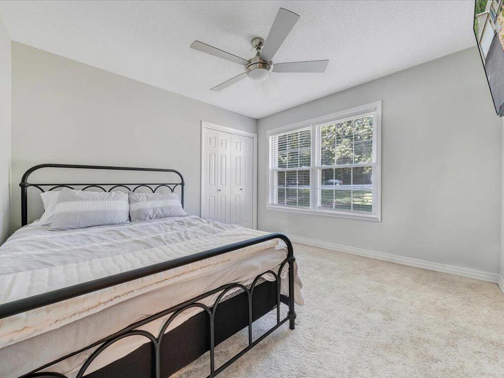 179 Homestead CT - Photo 18