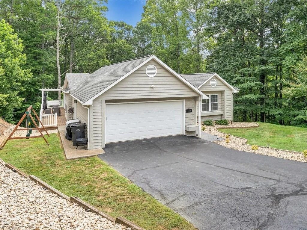 179 Homestead CT - Photo 31