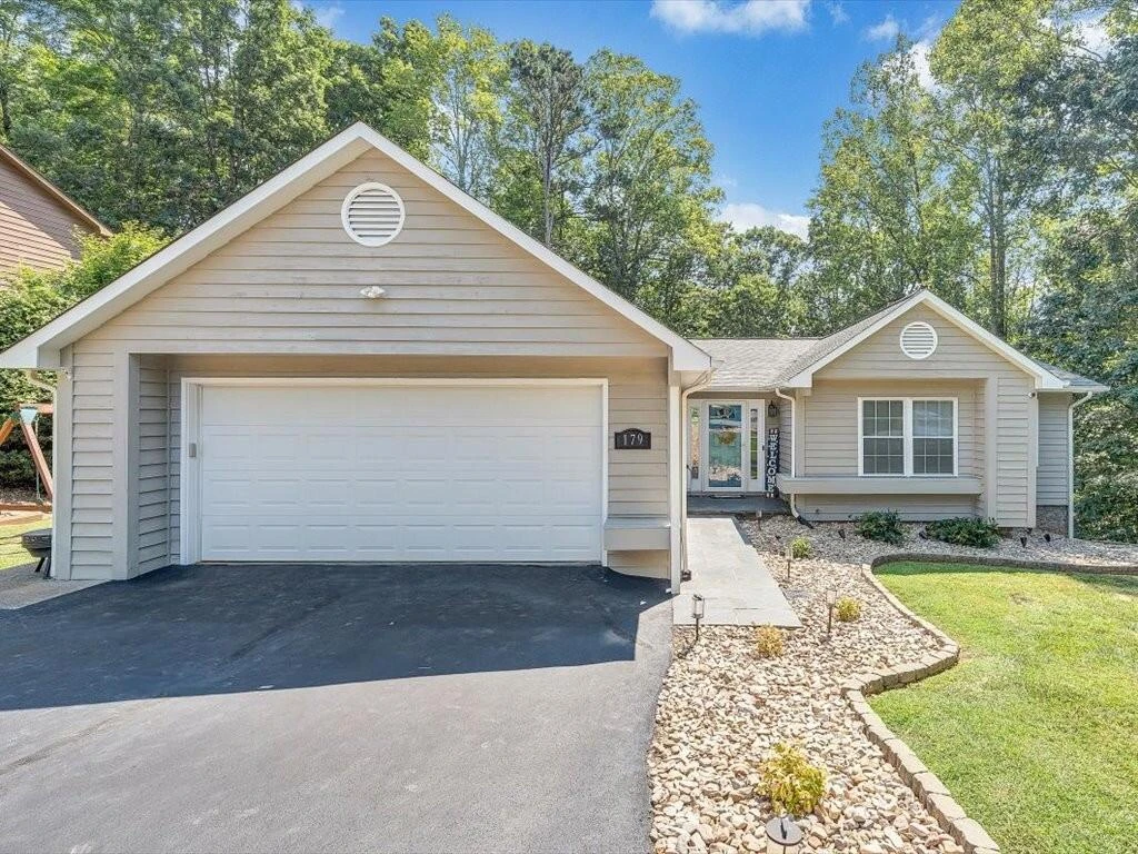 179 Homestead CT - Photo 32