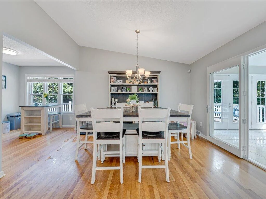 179 Homestead CT - Photo 5