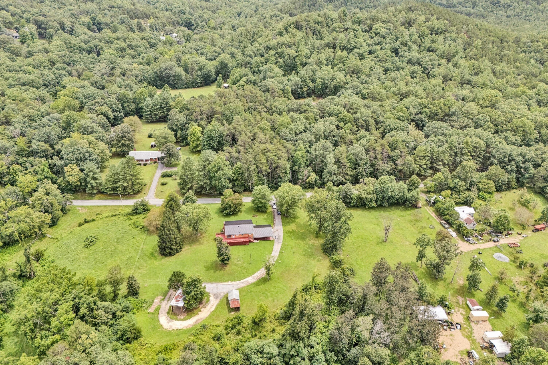 9561 Upper Craigs Creek RD - Photo 51
