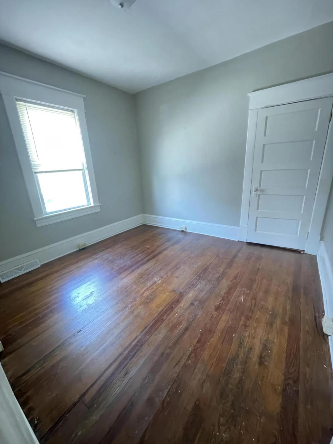 670 Morrill AVE - Photo 10