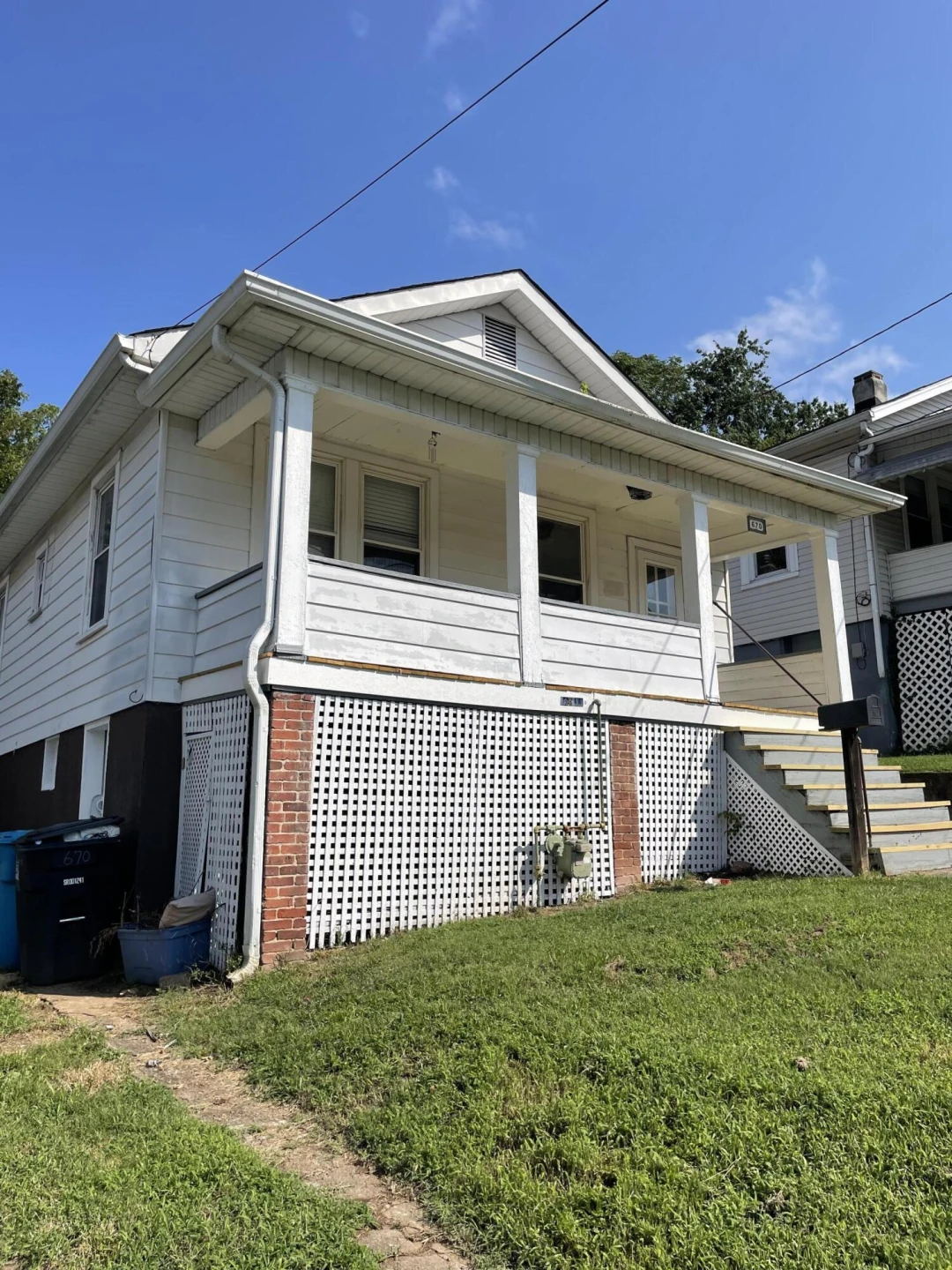 670 Morrill AVE - Photo 2