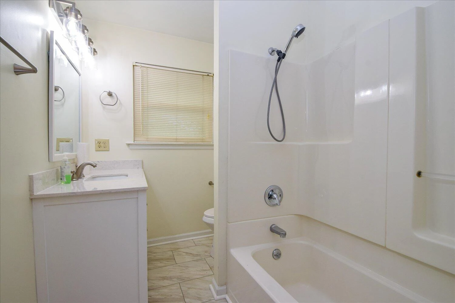 5528 Cove RD - Photo 18