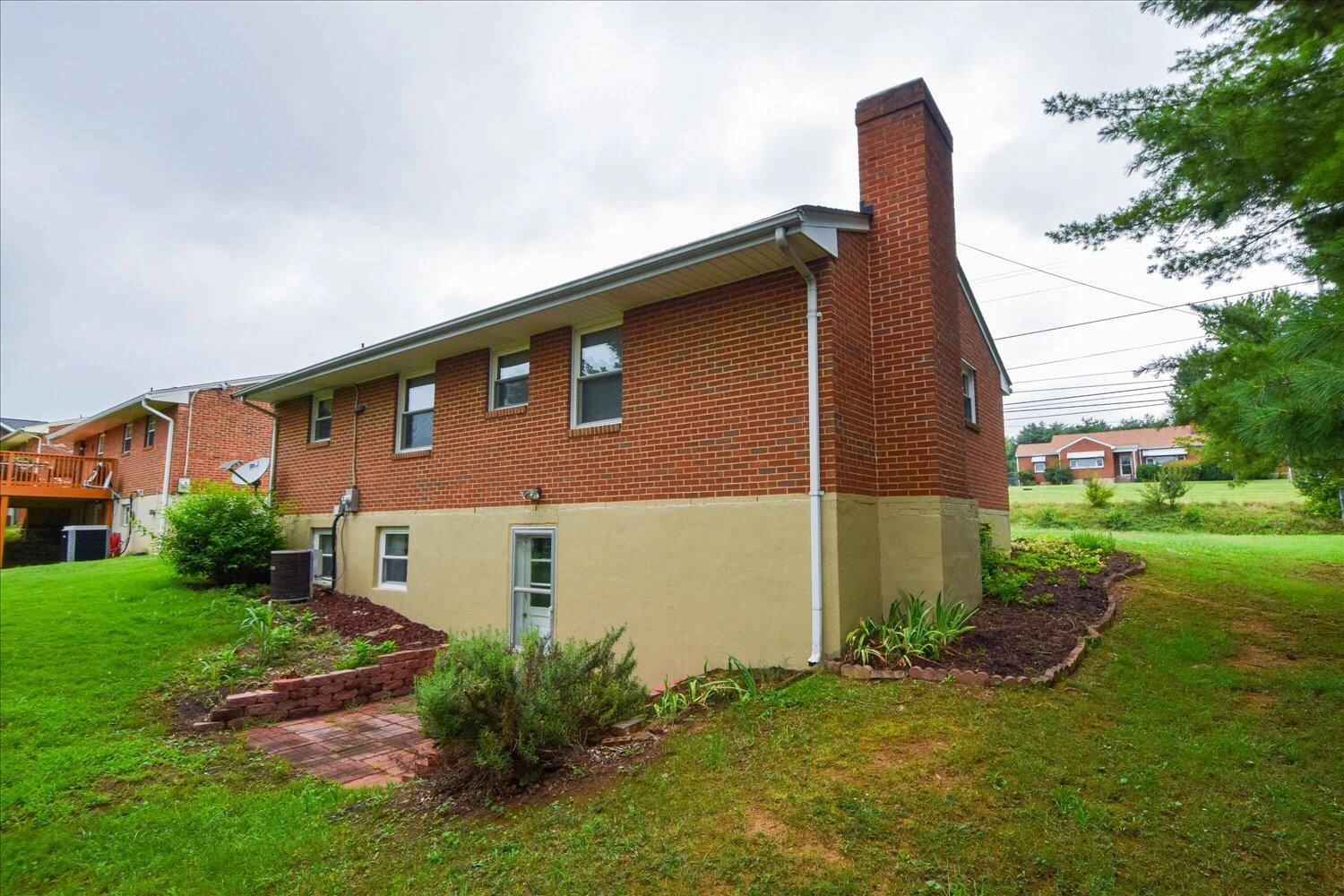 5528 Cove RD - Photo 25