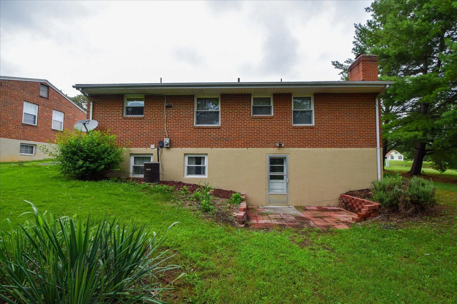 5528 Cove RD - Photo 28