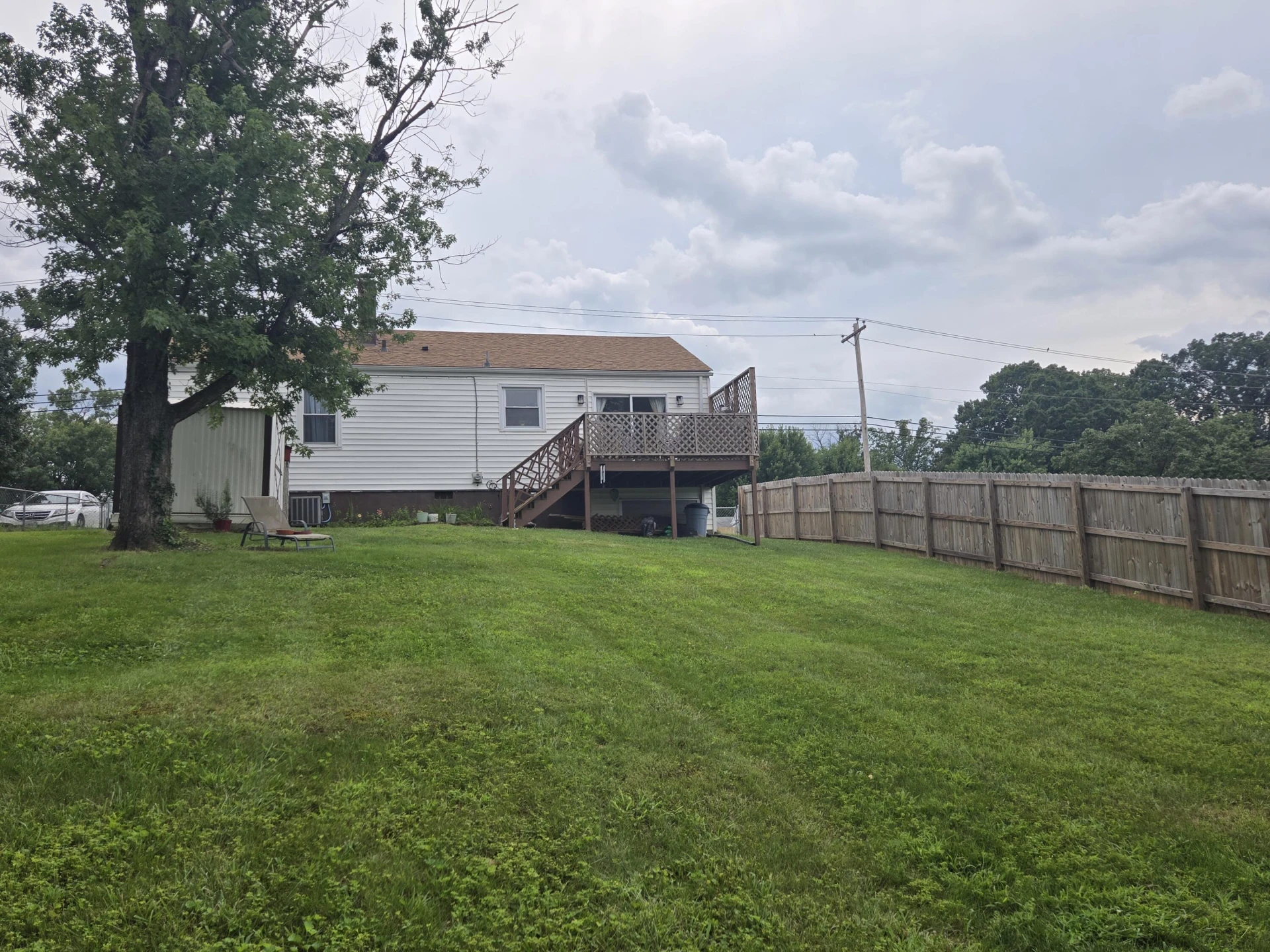 4803 Hazelridge RD - Photo 2