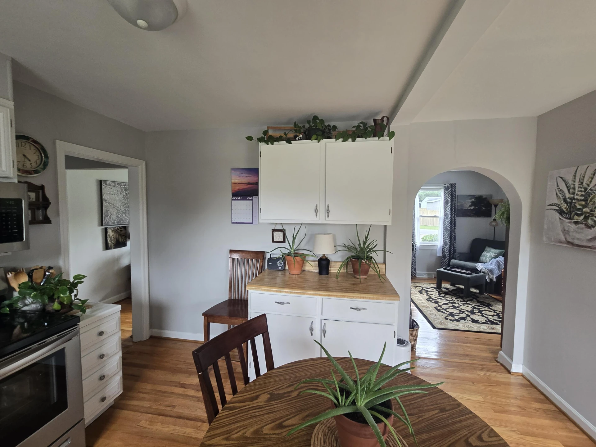 4803 Hazelridge RD - Photo 4