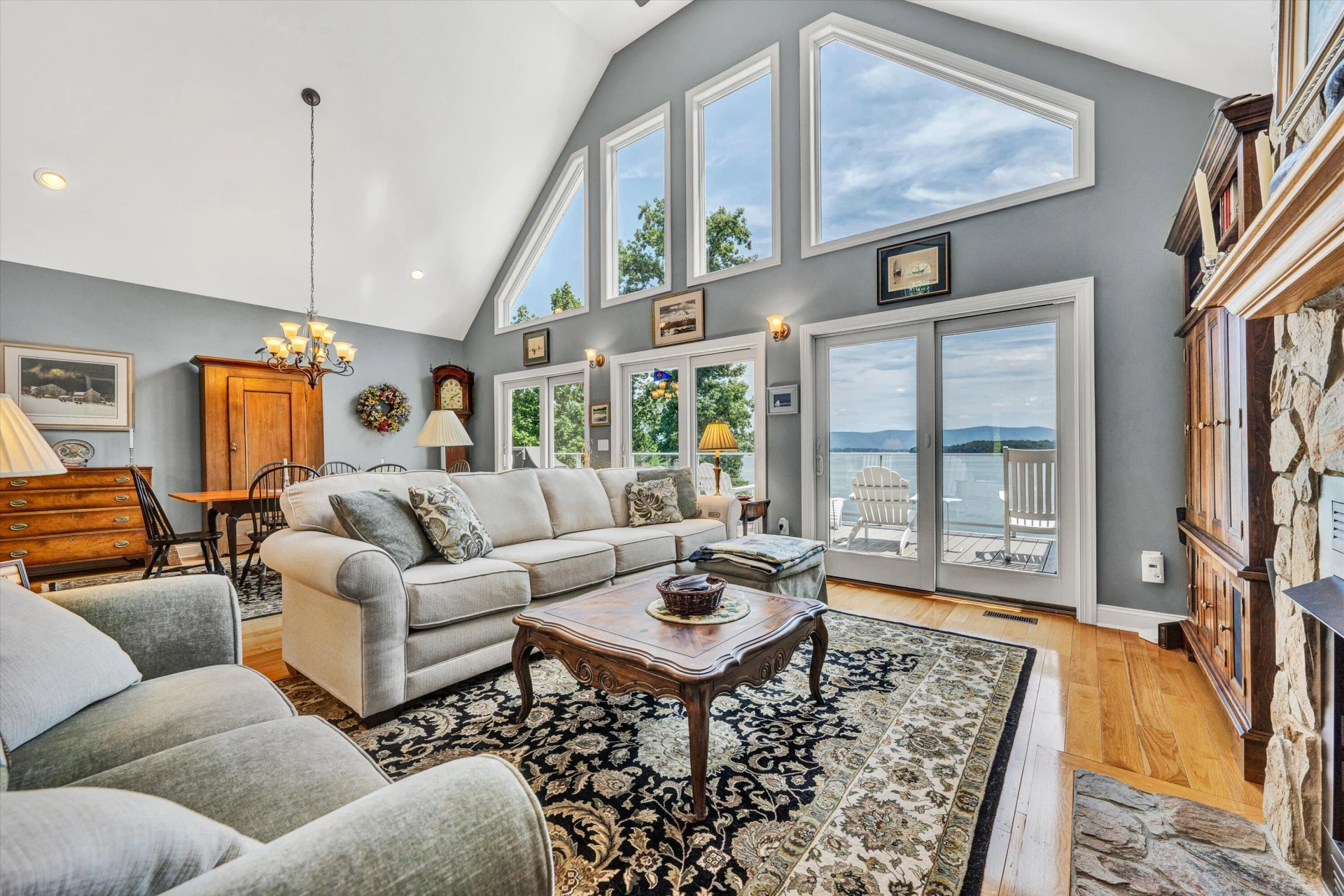 127 Pacific AVE - Photo 14