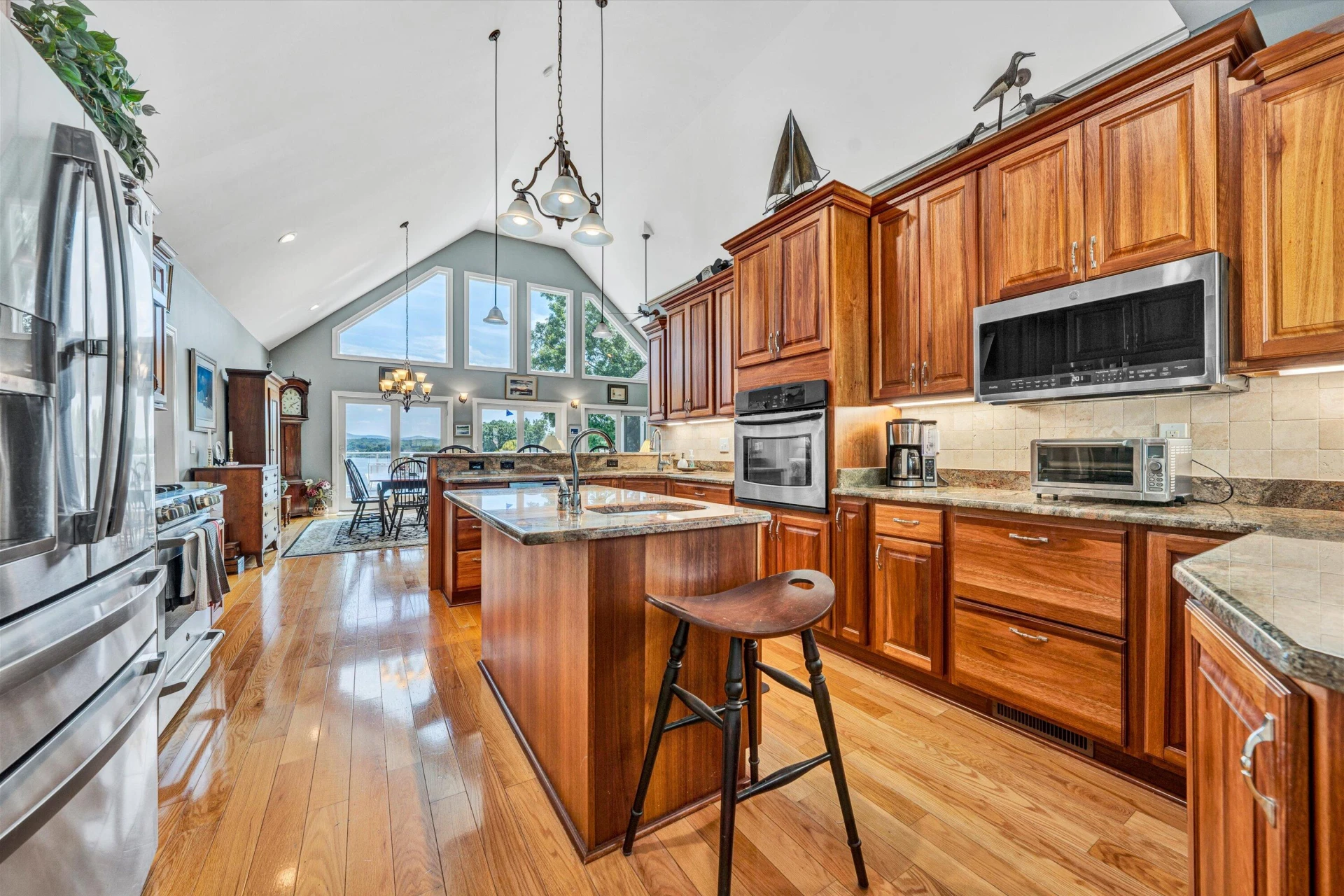 127 Pacific AVE - Photo 21