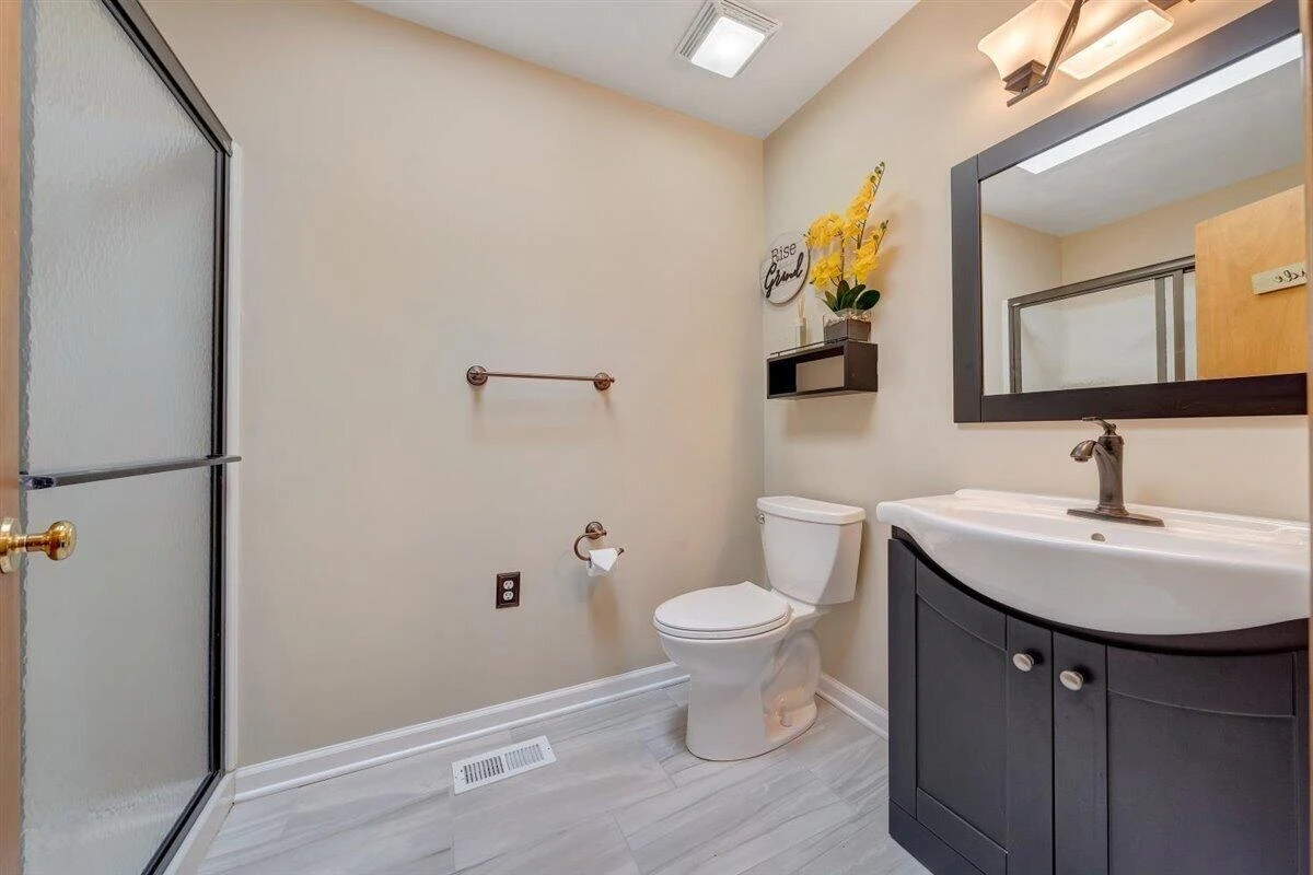 112 Pleasure Point DR - Photo 26