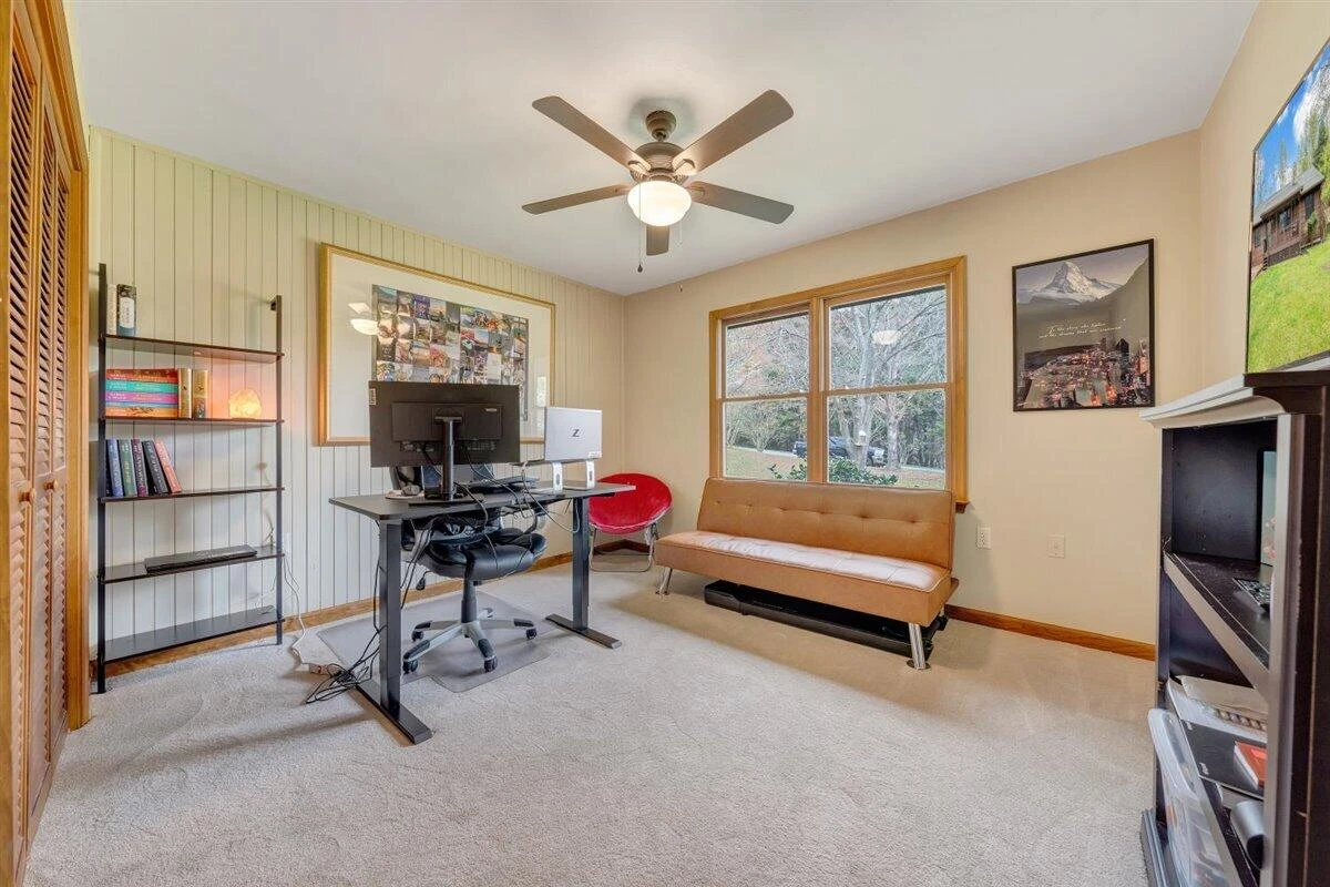 112 Pleasure Point DR - Photo 28